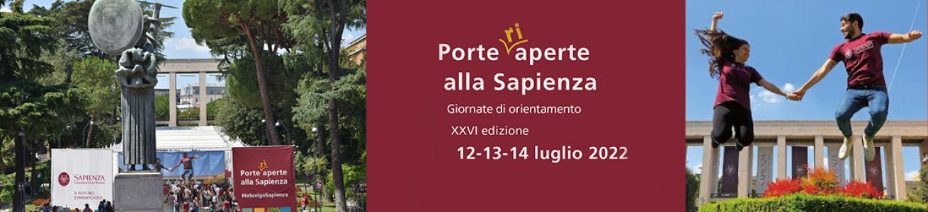 Ingresso città universitaria popolato da visitatori